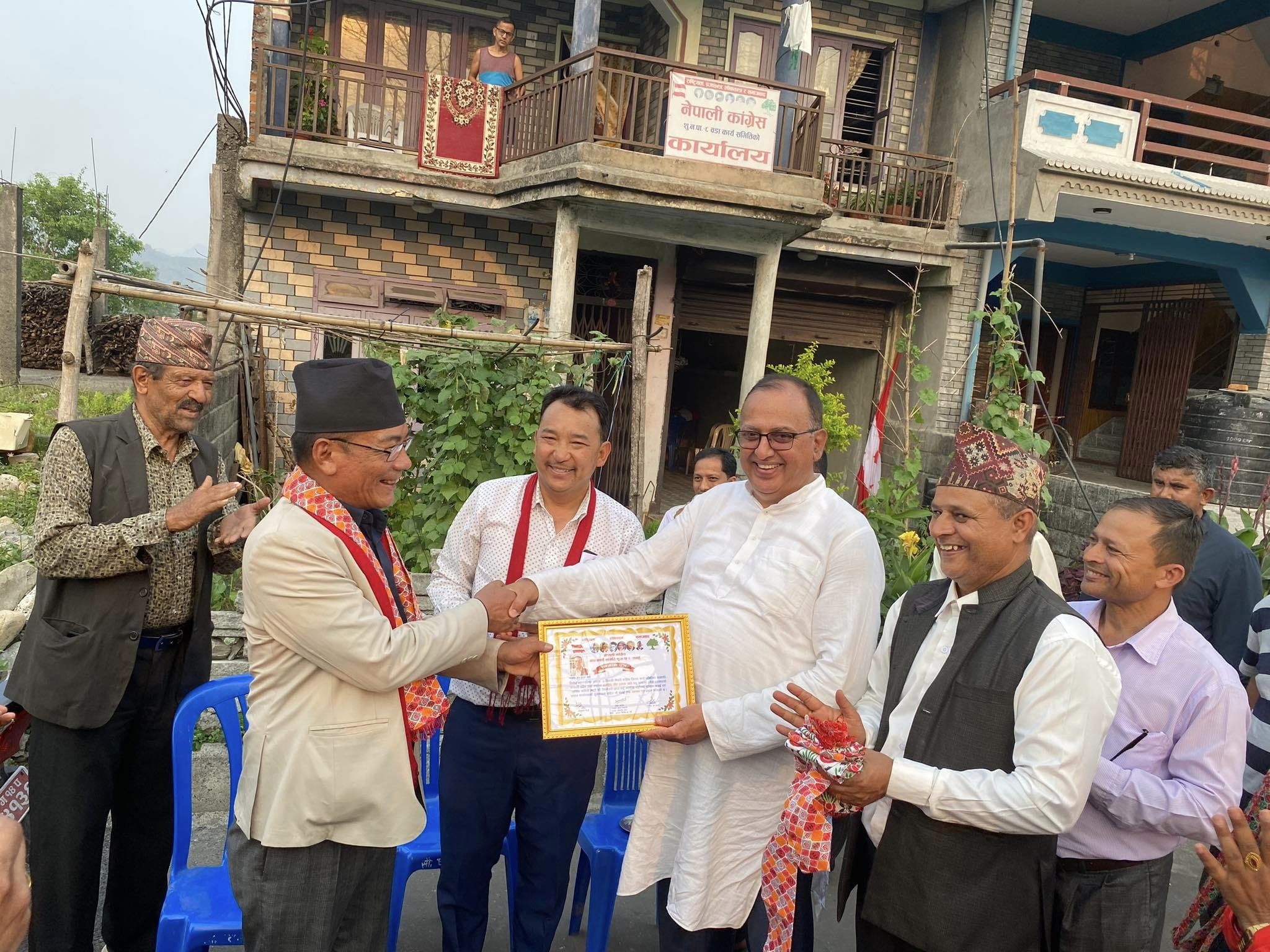 नवनियुक्त अर्थमन्त्रीलाई सम्मानै सम्मान