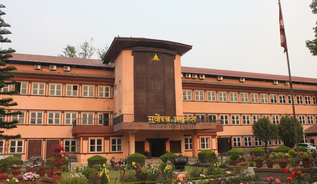 लघुवित्त संस्थामा अवरोध नगर्न सर्वोच्चको परमादेश